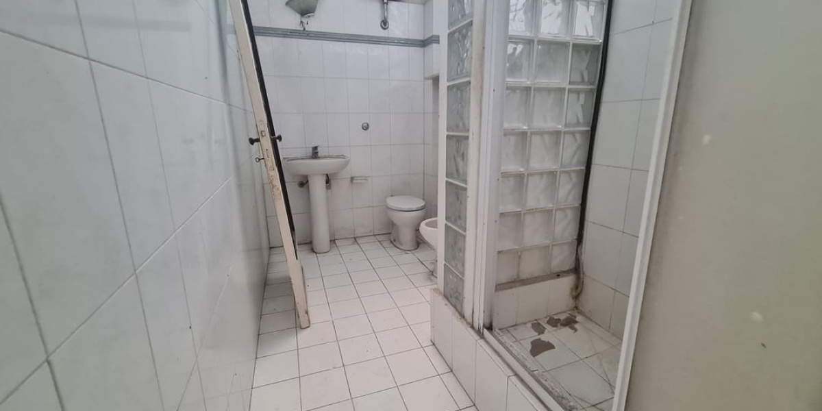 Ancona Centro Via Martiri Resistenza, 71, 2 Camere Camere, ,1 BagnoBagni,Appartamento,In Vendita,Via Martiri Resistenza,1122