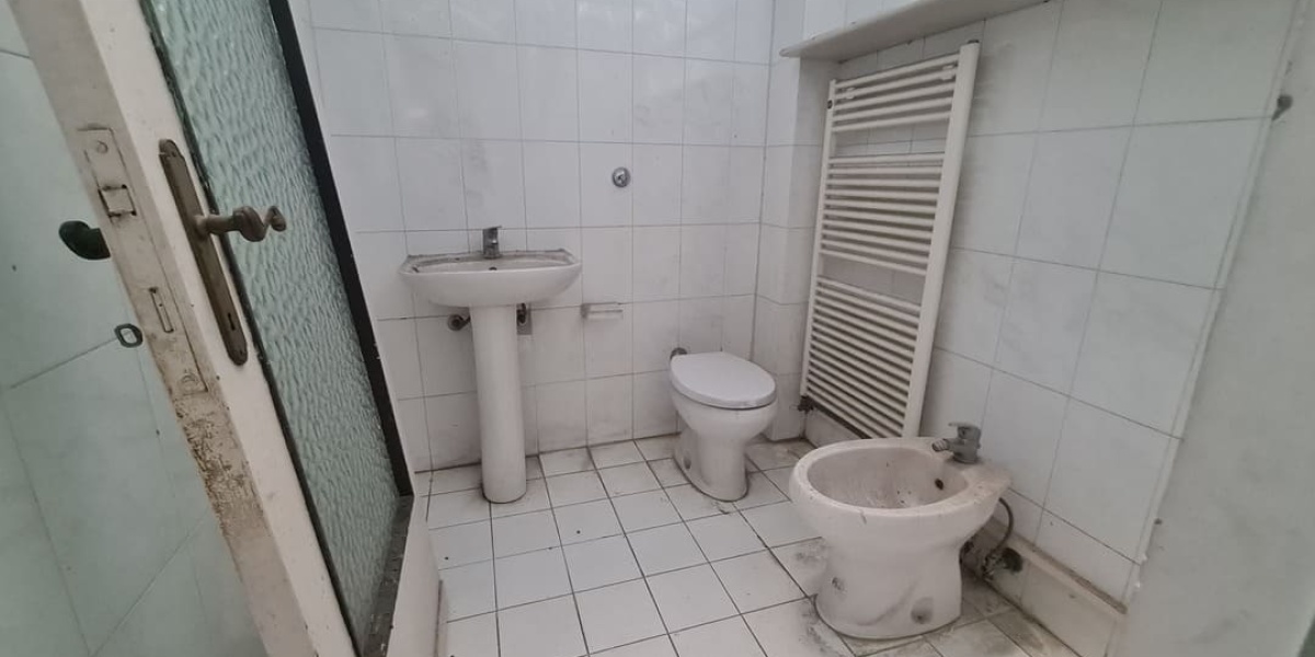 Ancona Centro Via Martiri Resistenza, 71, 2 Camere Camere, ,1 BagnoBagni,Appartamento,In Vendita,Via Martiri Resistenza,1122