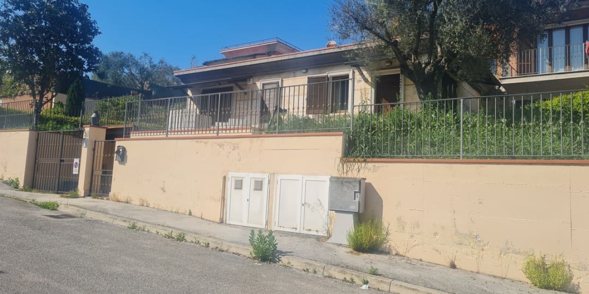Ancona Quartieri Nuovi, 3 Camere Camere, ,2 BagniBagni,Villa,In Vendita,1129