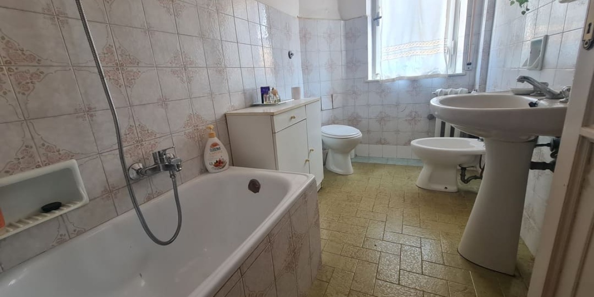 Ancona Centro, 2 Camere Camere, ,1 BagnoBagni,Appartamento,In Vendita,1136