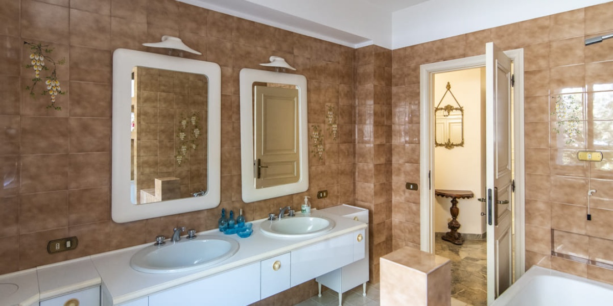 Falconara Periferia, 4 Camere Camere, ,2 BagniBagni,Villa,In Vendita,1140