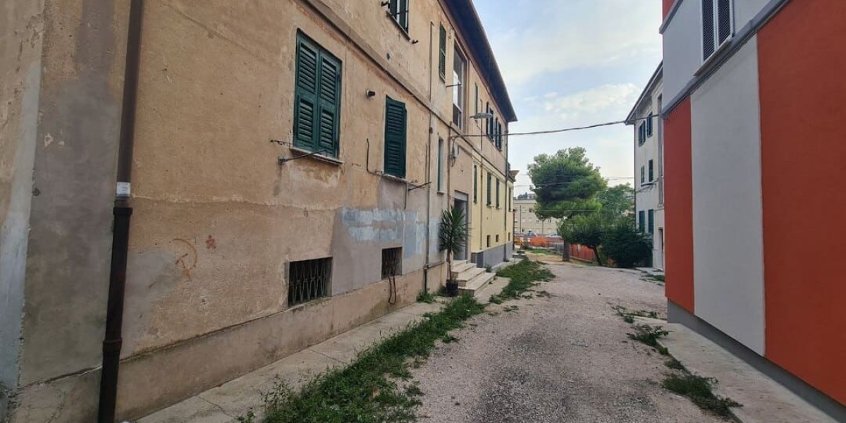 Ancona Piano-Stazione, 1 Camera Camere, ,1 BagnoBagni,Appartamento,In Vendita,1143