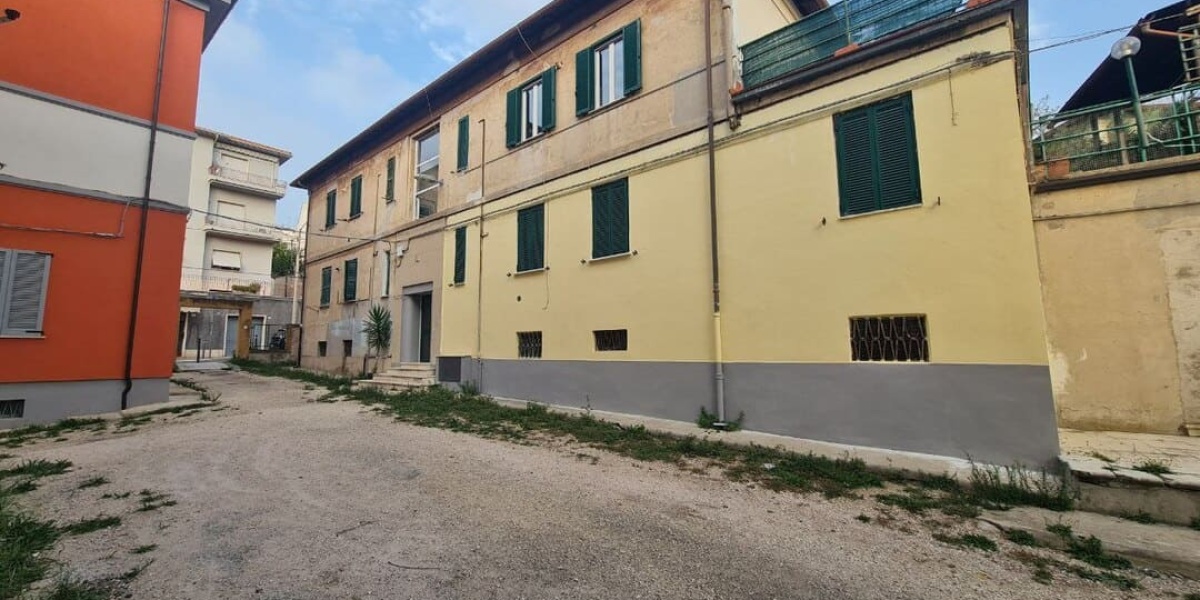 Ancona Piano-Stazione, 1 Camera Camere, ,1 BagnoBagni,Appartamento,In Vendita,1143