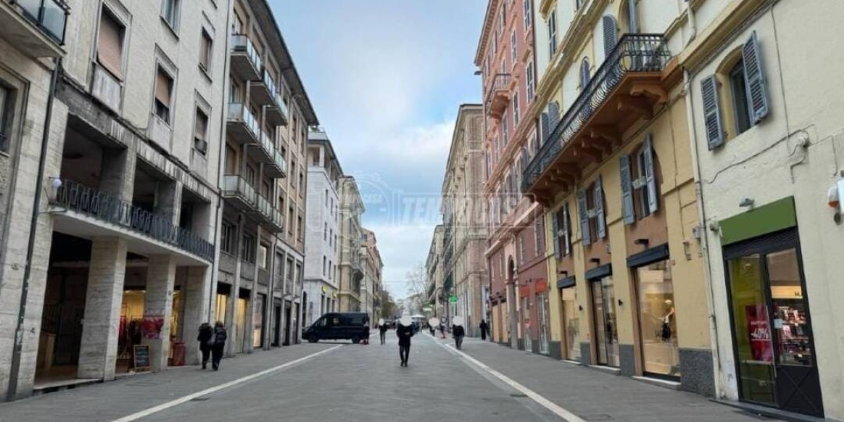 Ancona Centro, 3 Stanze da Letto Stanze da Letto, 0 ,2 BagnoBagno,Appartamento,In Vendita,1156 Ancona Centro, 3 Stanze da Letto Stanze da Letto, 0 ,2 BagnoBagno,Appartamento,In Vendita,1156