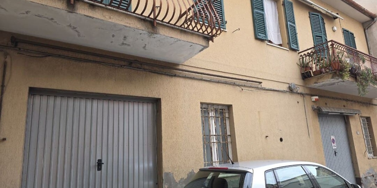 Ancona Piano-Stazione, 5 Stanze da Letto Stanze da Letto, 0 ,2 BagnoBagno,Appartamento,In Vendita,1165 Ancona Piano-Stazione, 5 Stanze da Letto Stanze da Letto, 0 ,2 BagnoBagno,Appartamento,In Vendita,1165