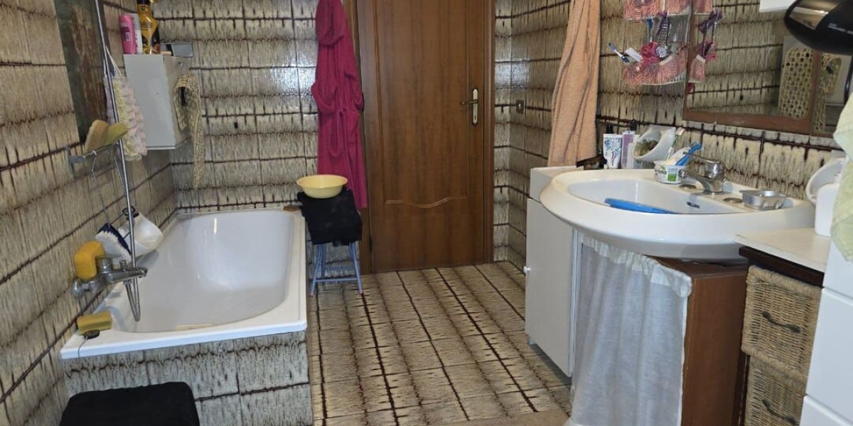 Ancona Piano-Stazione, 3 Stanze da Letto Stanze da Letto, 0 ,1 BagnoBagno,Appartamento,In Vendita,1167