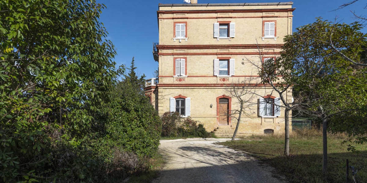 Ancona Pinocchio-Posatora, 5 Stanze da Letto Stanze da Letto, 0 ,4 BagnoBagno,Villa,In Vendita,1171 Ancona Pinocchio-Posatora, 5 Stanze da Letto Stanze da Letto, 0 ,4 BagnoBagno,Villa,In Vendita,1171