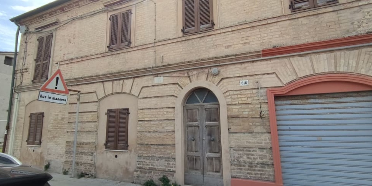 Falconara Centro, 4 Stanze da Letto Stanze da Letto, 0 ,2 BagnoBagno,Appartamento,In Vendita,1172