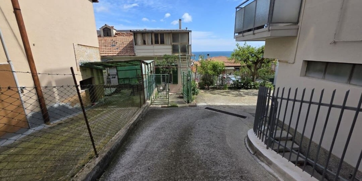 Falconara Periferia, 4 Stanze da Letto Stanze da Letto, 0 ,2 BagnoBagno,Appartamento,In Vendita,1191 Falconara Periferia, 4 Stanze da Letto Stanze da Letto, 0 ,2 BagnoBagno,Appartamento,In Vendita,1191