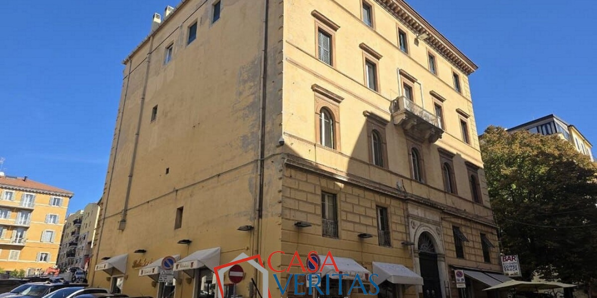 Ancona Centro, 7 Stanze da Letto Stanze da Letto, 0 ,1 BagnoBagno,Appartamento,In Vendita,1232