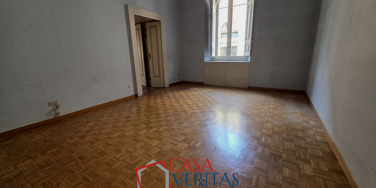 Ancona Centro, 7 Stanze da Letto Stanze da Letto, 0 ,1 BagnoBagno,Appartamento,In Vendita,1232